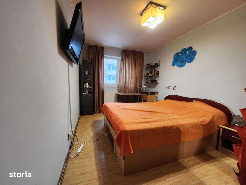 Apartament 3 camere Spital Pantelimon - direct proprietar