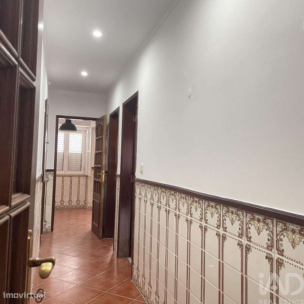 Apartamento T1 em Moscavide e Portela de 55 m2 - Grande imagem: 2/11