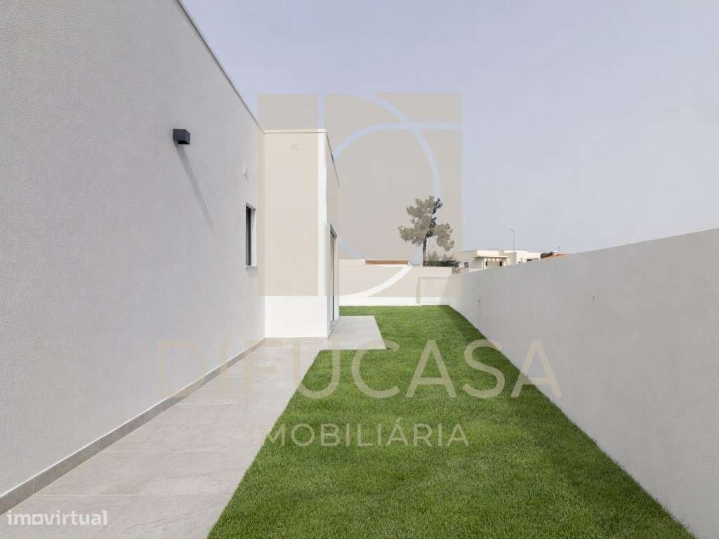 Moradia Isolada Térrea T4 finalizada-13