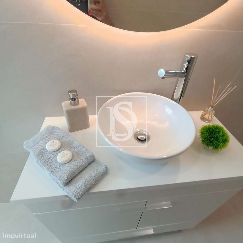 T2 em Benfica com arrecadação - Grande imagem: 4/4