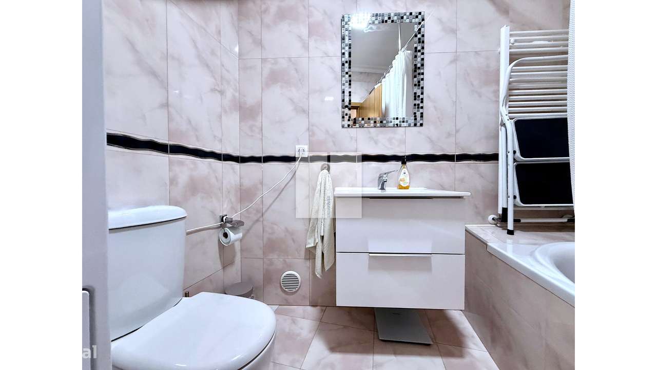 Apartamento T3 c/ Terraço e Garagem-33