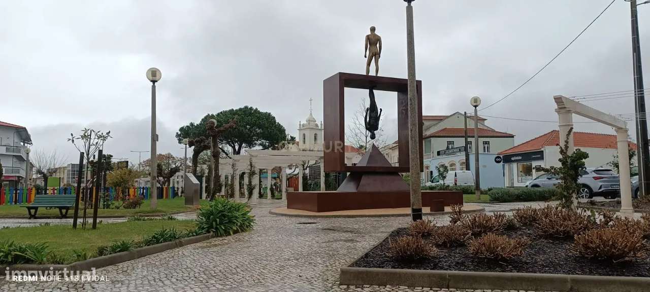 Oportunidade única: Moradia T3 para recuperar a 2 km da Praia da Vieir-14