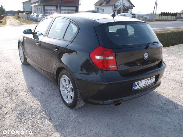 BMW Seria 1 116i - 3