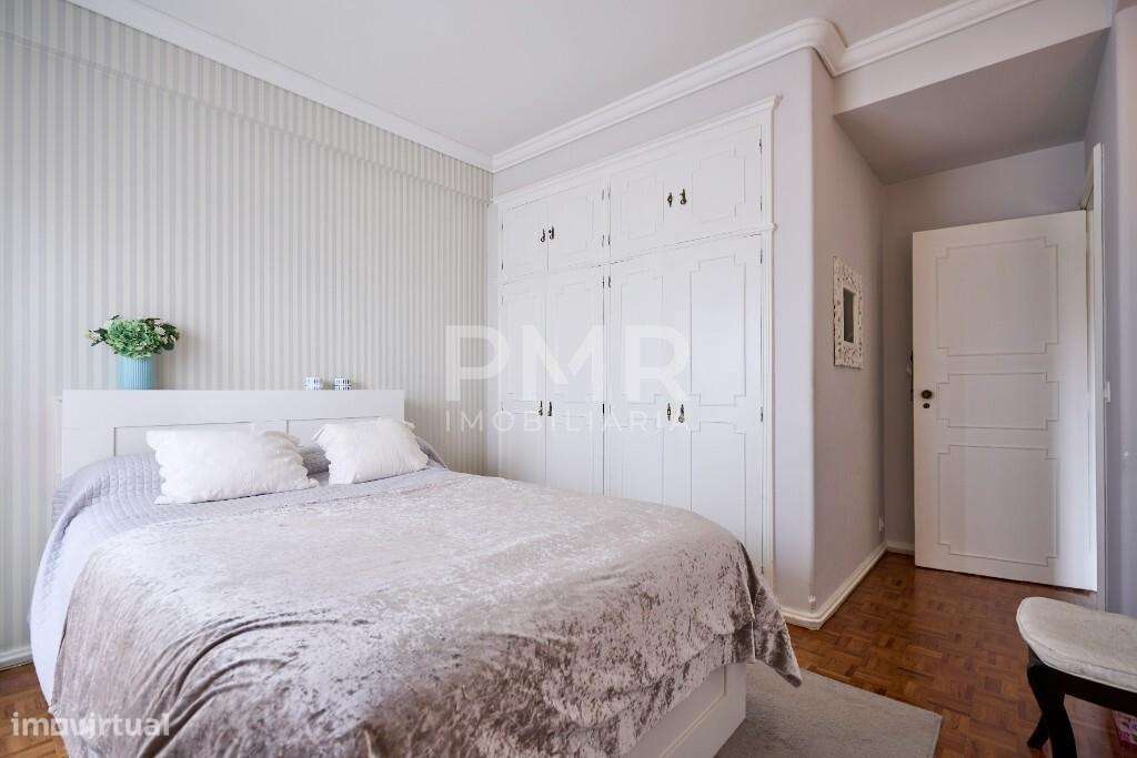 Apartamento T5 (ex T6) Avenida Estados Unidos da América-22