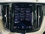 Volvo XC 60 T6 AWD Recharge Geartronic Inscription - 19