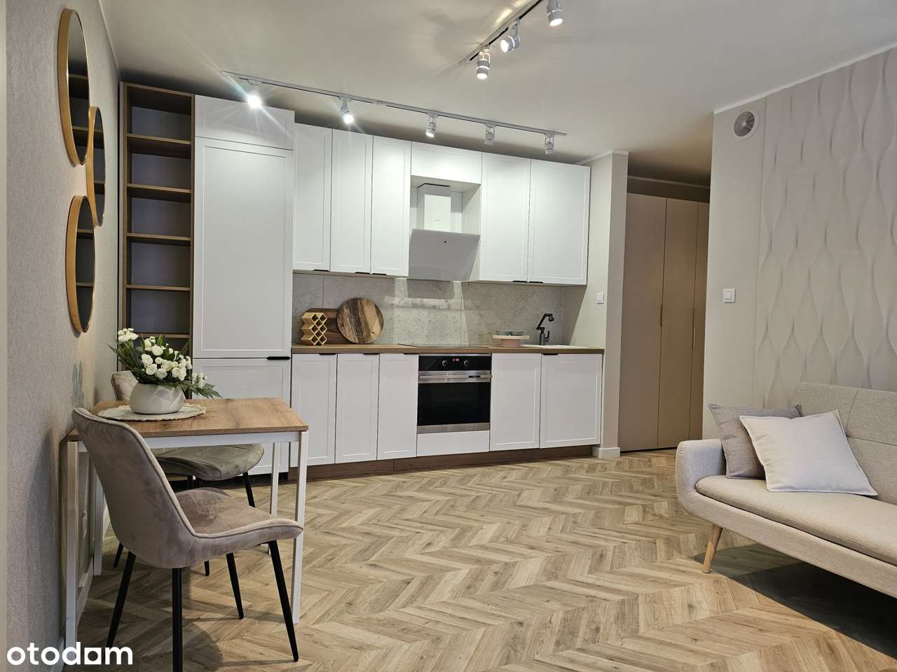 Mieszkanie 3 pokoje| Balkon|Po remoncie|Asnyka-1