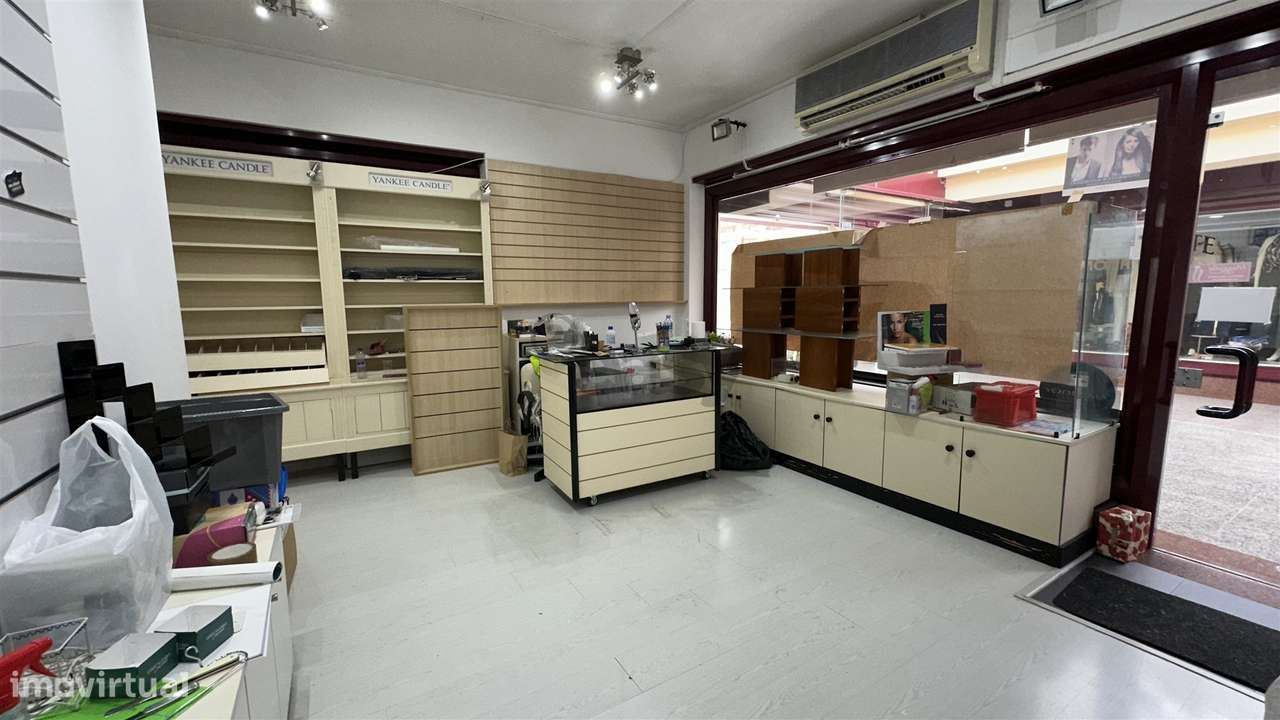 Loja  Arrendamento em Odivelas,Odivelas - Grande imagem: 3/11