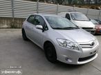 Toyota Auris 1.6 vvti de 2011 +para peças - 2