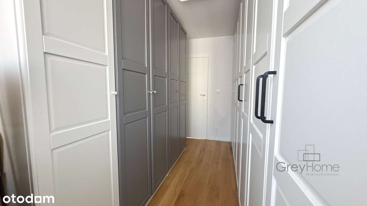 Trzypokojowe mieszkanie przy Łazienkach.-16