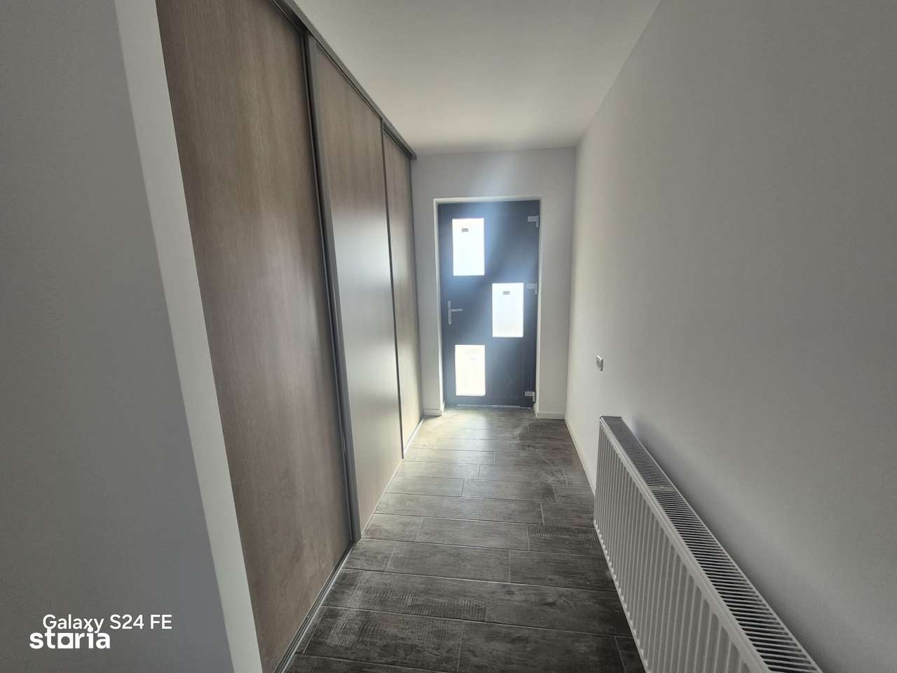 Casă independentă cu 3 camere/living /baie / și teren de 600mp-10