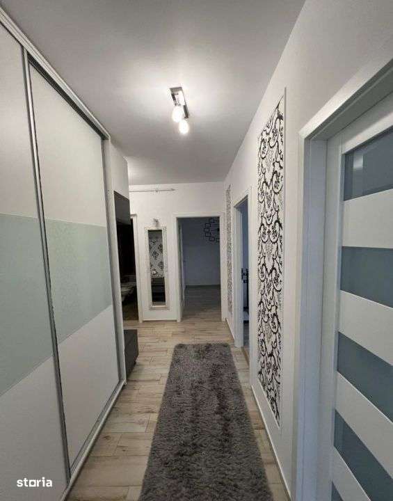 Apartament cu 3 camere 75 mp, 2 balcoane, zona Vivo-5