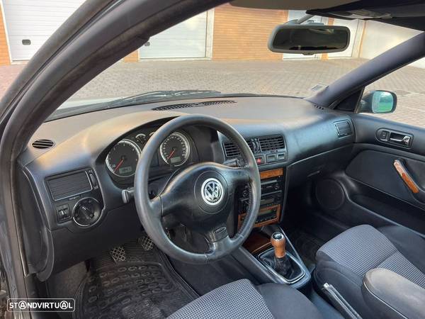 VW Bora 1.9 TDi Highline EC - 13