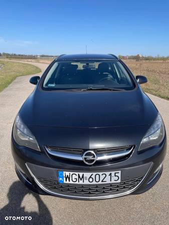 Opel Astra IV 1.4 T Sport - 1