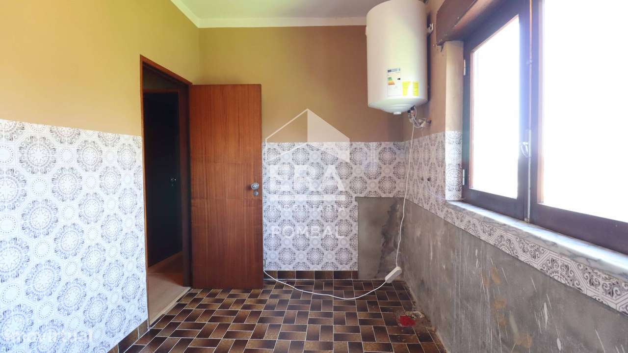 Moradia T5, localizada em Pelmá, Alvaiazere-22