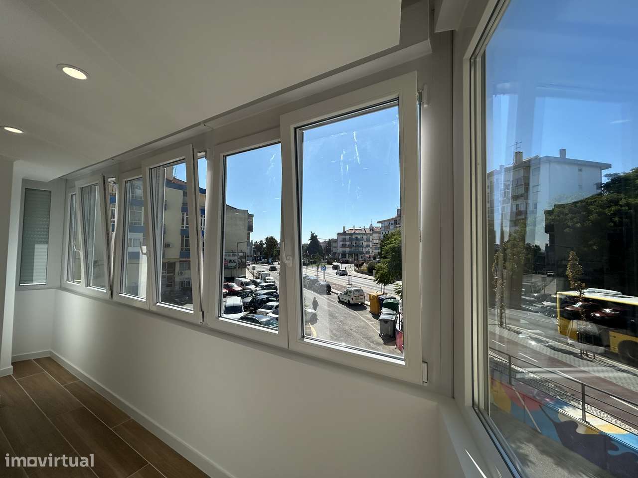 Apartamento T1, totalmente remodelado, em Forte da Casa!-7