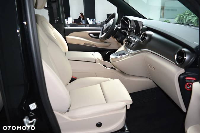 Mercedes-Benz Klasa V 300 d 4-Matic Exclusive 9G-Tronic (d³ugi) - 9