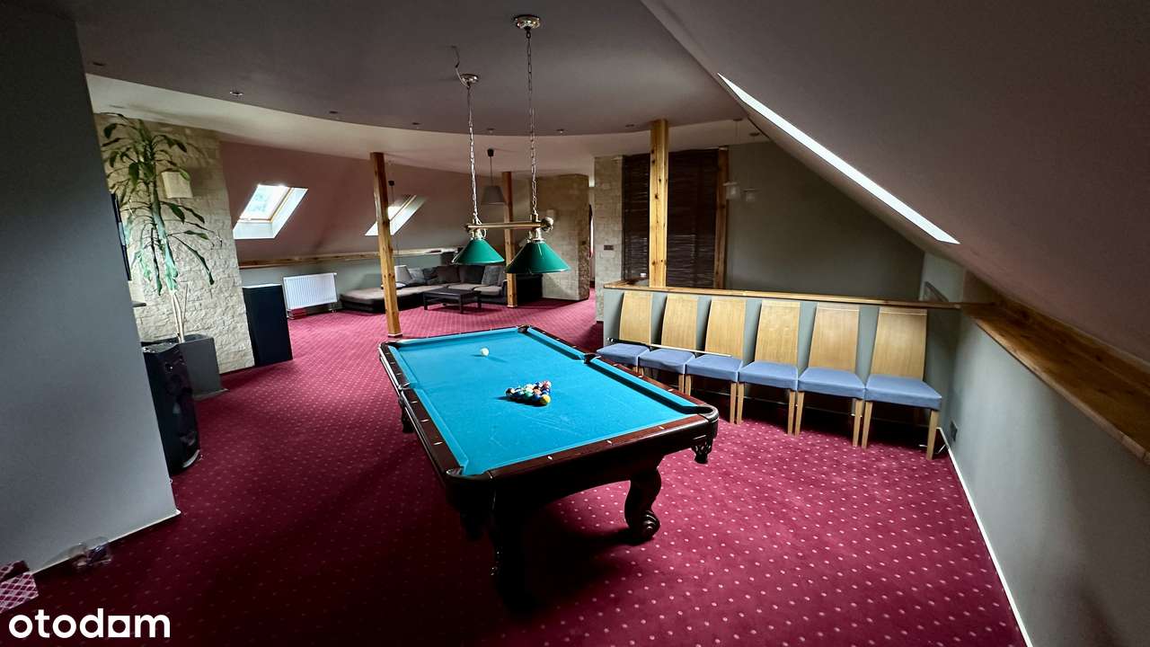 Przestronny dom z garażem i ogrodem blisko lasu-19