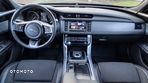 Jaguar XF 2.0 i4D AWD R-Sport - 9