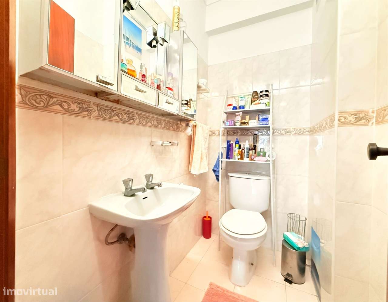 T3 na Moita — Conforto, Espaço e Localização Premium-4