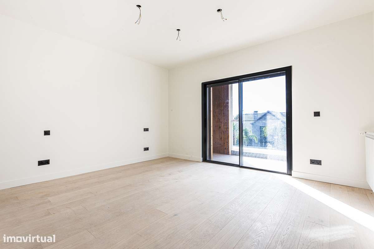 A estrear Villa T4 em Birre, Cascais-33