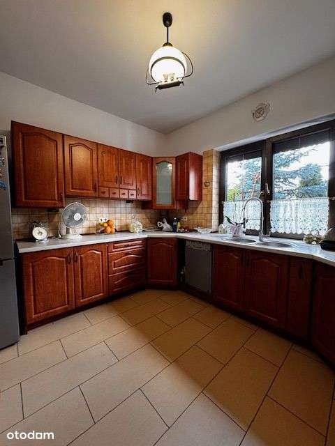 Unikatowy Dom !!! Stawki-8