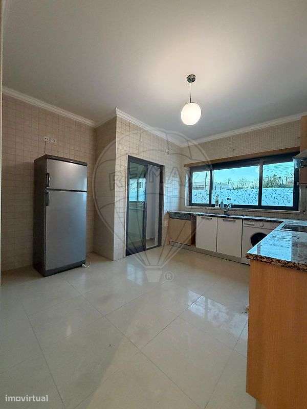 Apartamento T1 para arrendamento - Grande imagem: 5/14