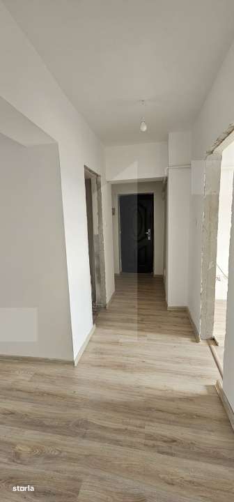 Apartament cu 3 camere, decomandat, str. Grigore Balan, Sf. Gheorghe - Imagine principală: 4/7