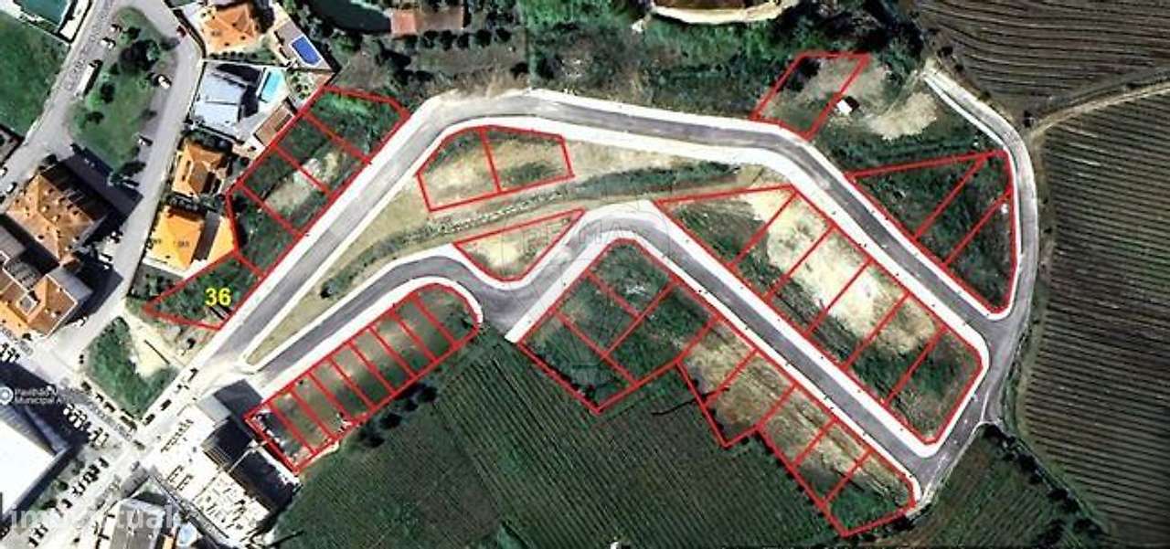 Terreno  para venda - Grande imagem: 2/5