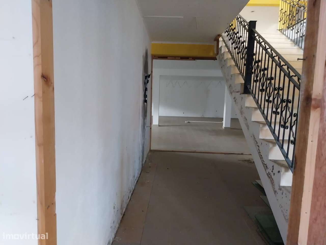 Store/Retail em Ilha de São Miguel (Açores), Nordeste REF:001_283529-6