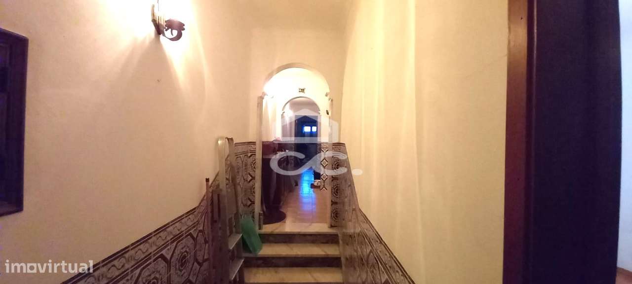 Moradia T3 com 3 pisos em Beja-12