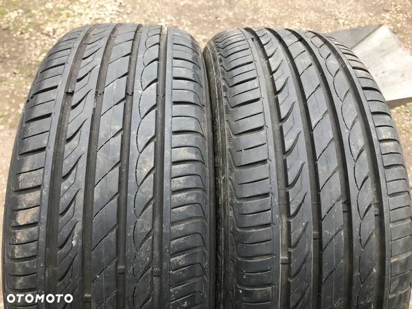 Opony Delinte 215/55R17 Lato Para 2023 - 1