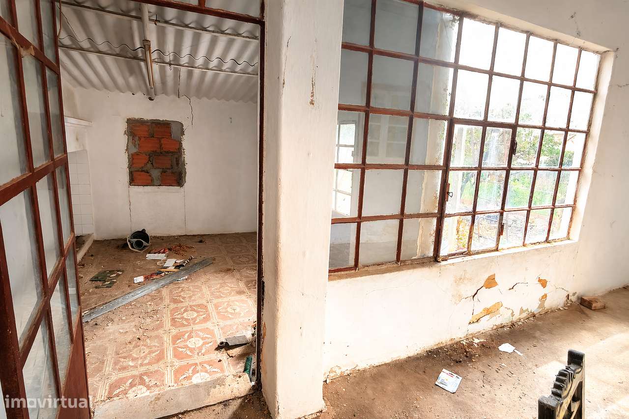 Moradia e Anexos c/ Projeto Aprovado  - 202,45 m²-4