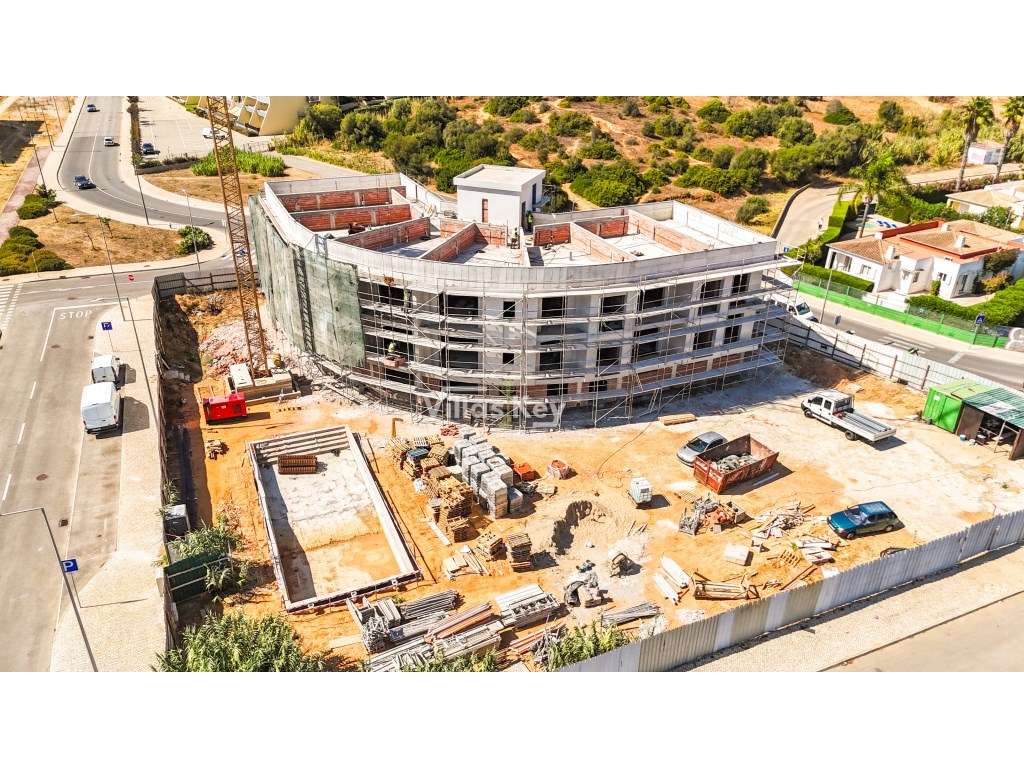 Apartamento T3 com vista mar e piscina para venda junto à praia em ... - Grande imagem: 3/8