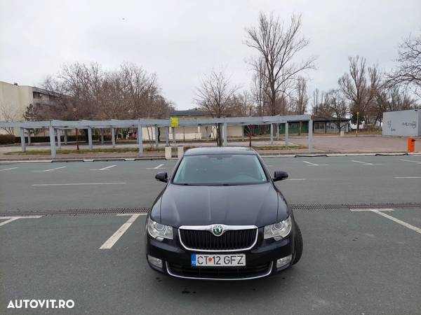 Skoda Superb 2.0 TDI Elegance - 8