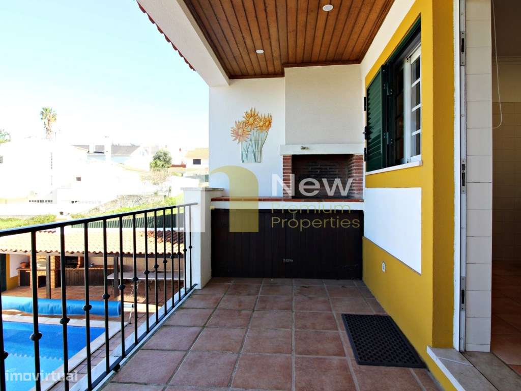 Moradia isolada com 600m2 de terreno com fantástica piscina-17