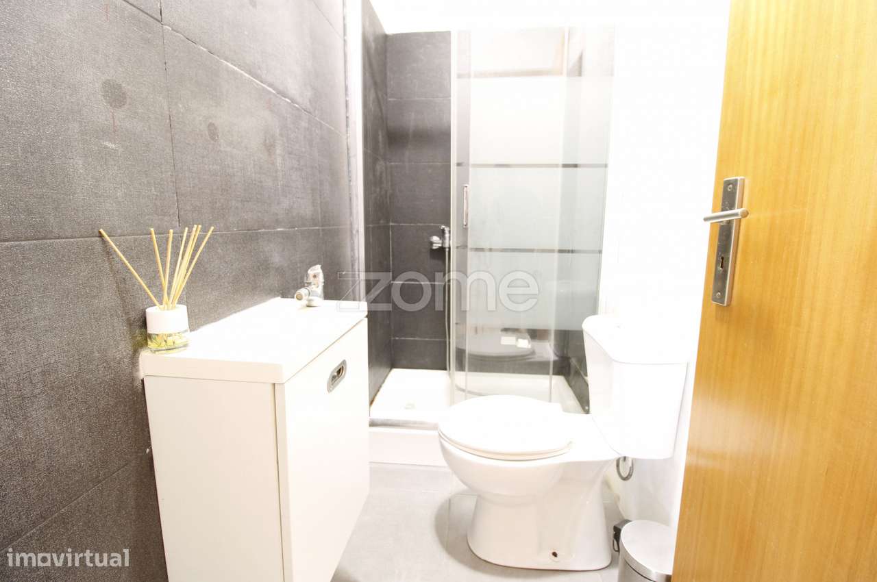 Andar Moradia T2 com Terraço, Garagem e 3 Frentes – Alto de Soutelo-11