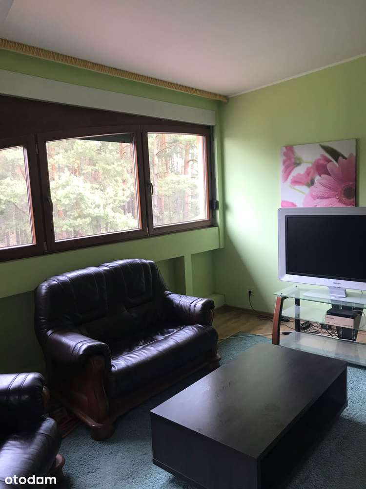 Przestronny dom z ogrodem i garażem-12