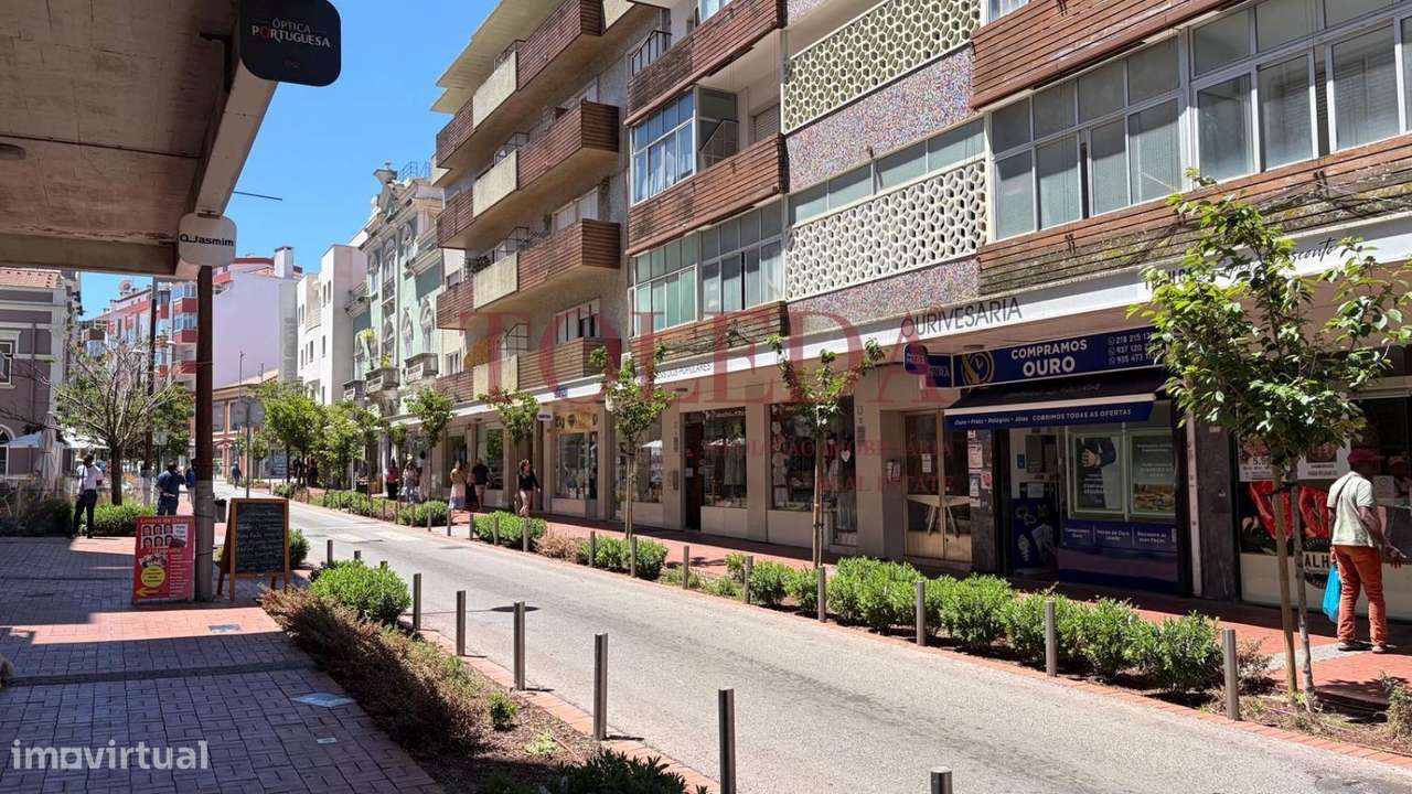 T1 no Centro da Amadora Remodelado-27