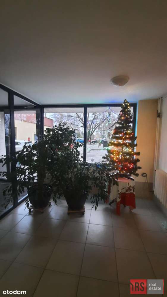 Mieszkanie 3-pokojowe przy parku Kępa Potocka-2