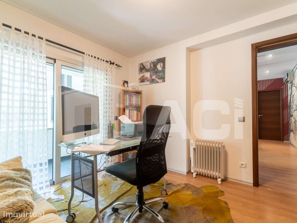 Magnífica Moradia T3+2 nos arredores da Cidade de Leiria-14