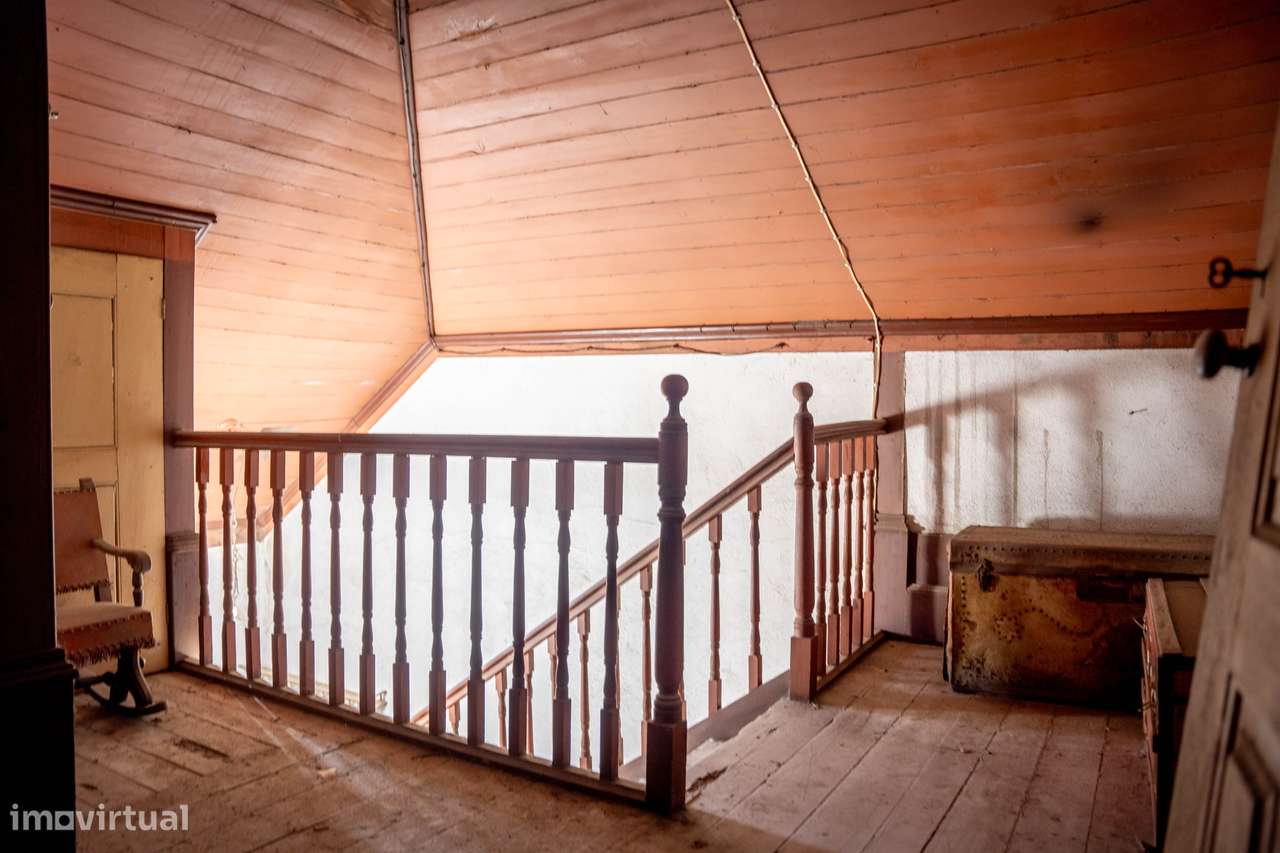 Imóvel com carácter e muito potencial de valorização.-30