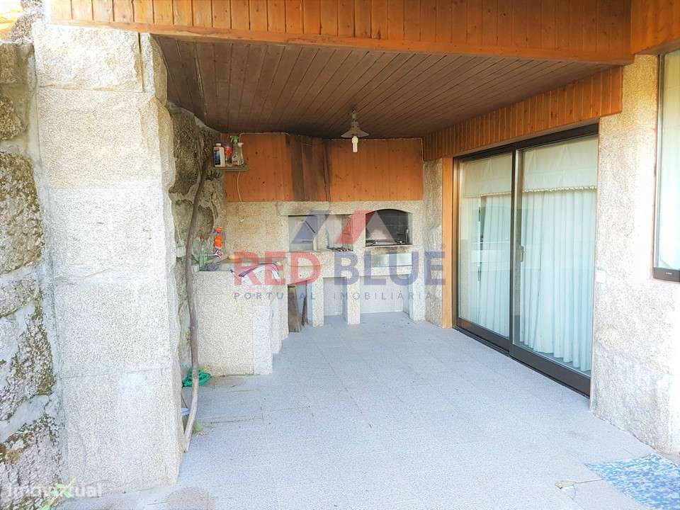 MORADIA T3+1, COM PISCINA, BARRAGEM DA CANIÇADA, GERÊS-12