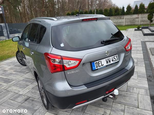 Suzuki SX4 S-Cross 1.6 Premium - 11