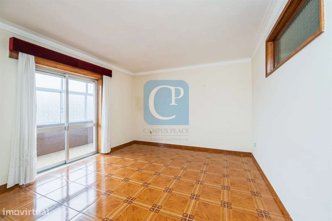 Moradia com dois apartamentos independentes em Vila Nova de Gaia-26