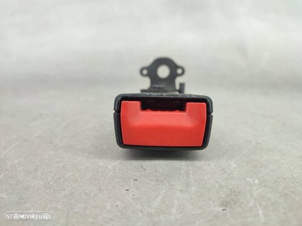 Encaixe Cinto Tras Meio Seat Leon St (5F8) - 1