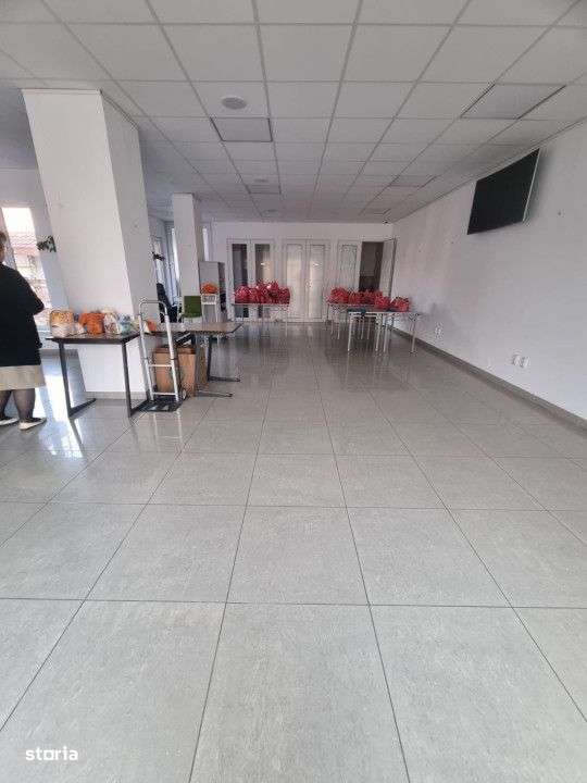 Cladire de birouri, 537 mp, teren 250 mp, zona Dambul Rotund - Imagine principală: 2/19