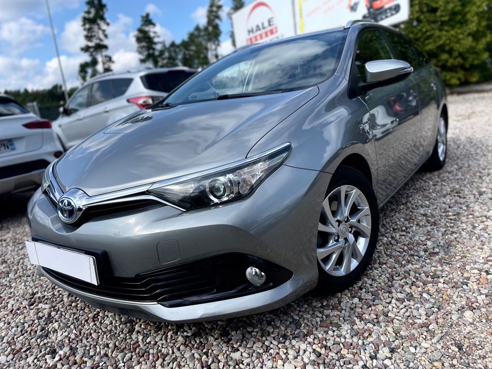 Toyota Auris II (2012-) 2017