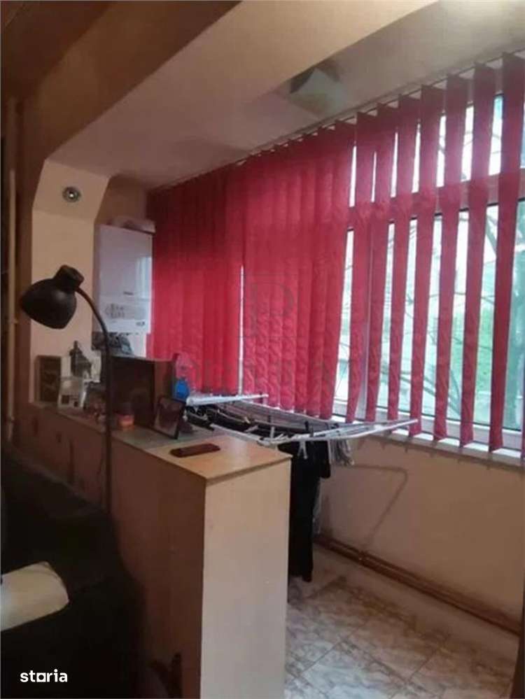 IULIUS MALL - 3 CAM - 2 BAI - ETJ.2 - BOXA - CENTRALA - ZONA DE INTERE - Imagine principală: 5/7