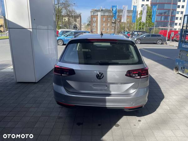 Volkswagen Passat 1.5 TSI EVO Business DSG - 6