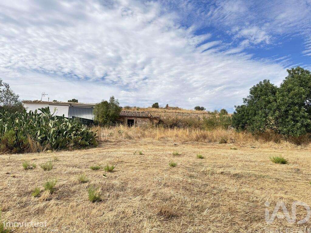 Casa / Villa T3 em Mexilhoeira Grande de 178,00 m2 - Grande imagem: 2/11